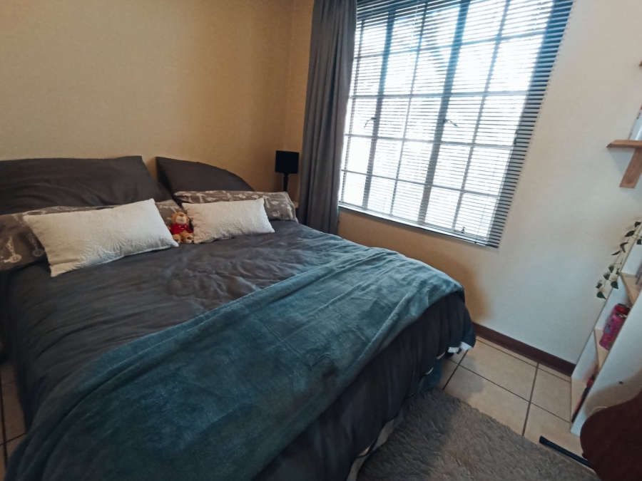 To Let 1 Bedroom Property for Rent in Bult West North West
